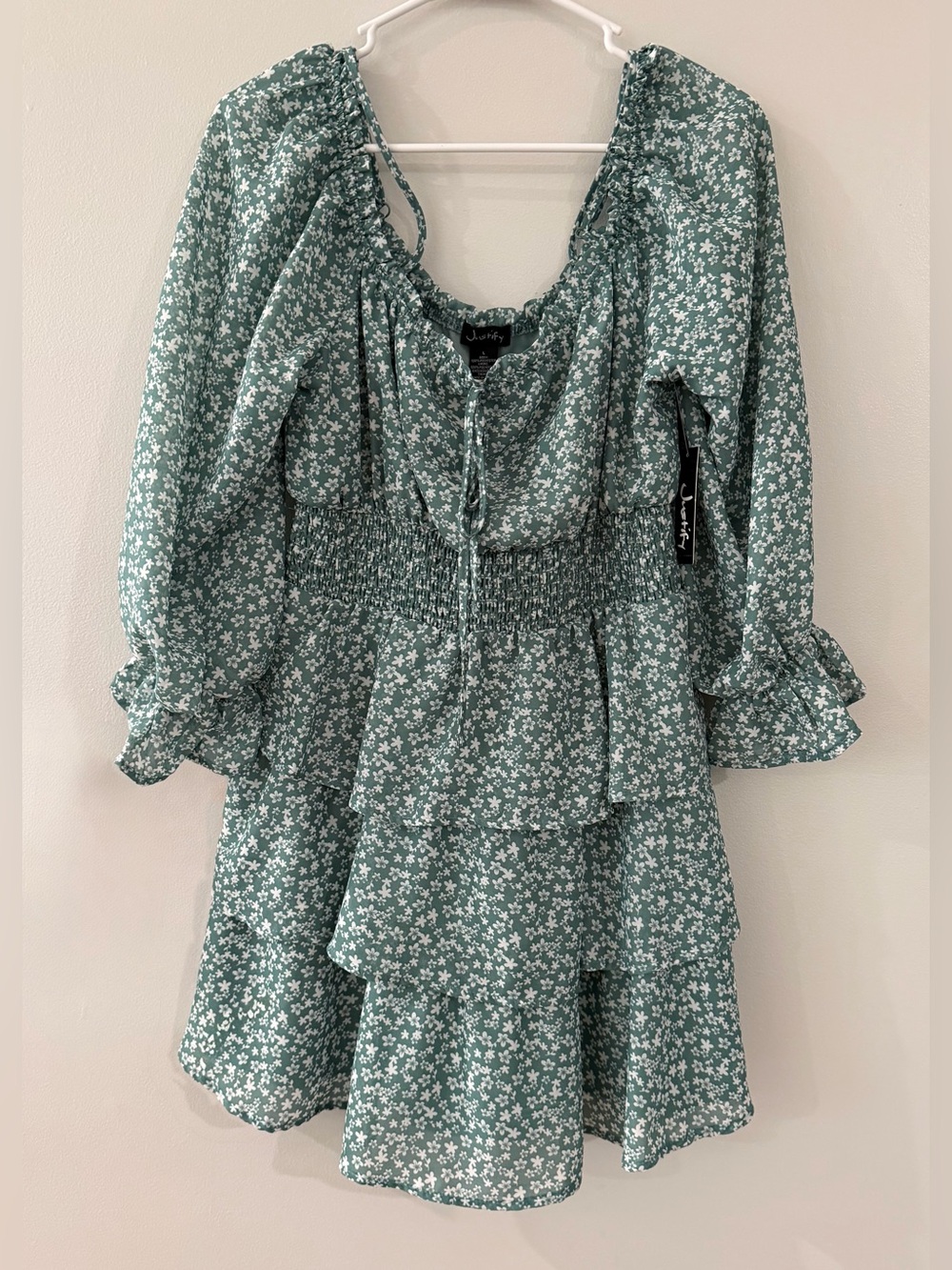 NWT Justify Juniors Green White Floral Smocked Ruffle Off-Shoulder Dress Flowy